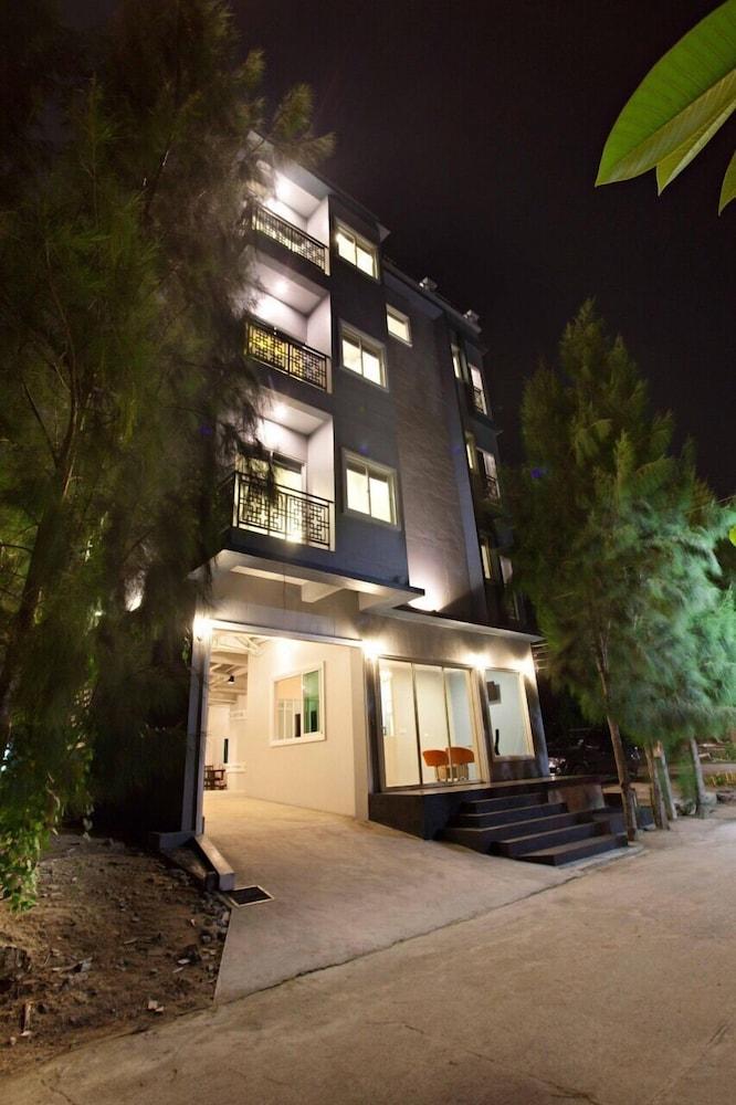 Nature Pine Residence Rawai Extérieur photo